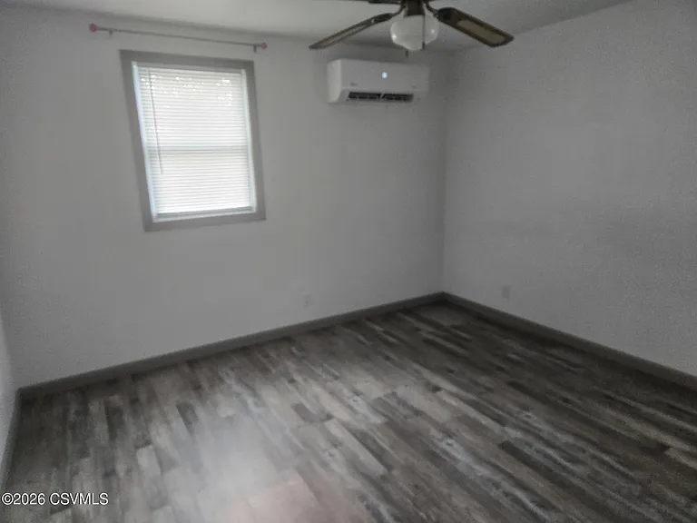 11565 Old Turnpike Rd — Photo 5