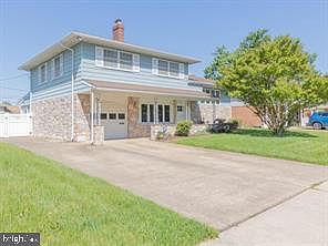 2nd image of 2127 Barr Rd