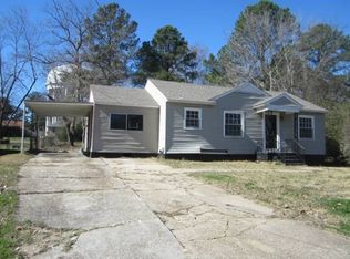 1863 Willaneel Dr, Jackson, MS 39204