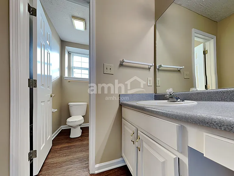 198 Easton Point Way — Photo 18