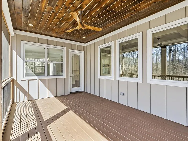 15448 Hopewell Rd — Photo 23