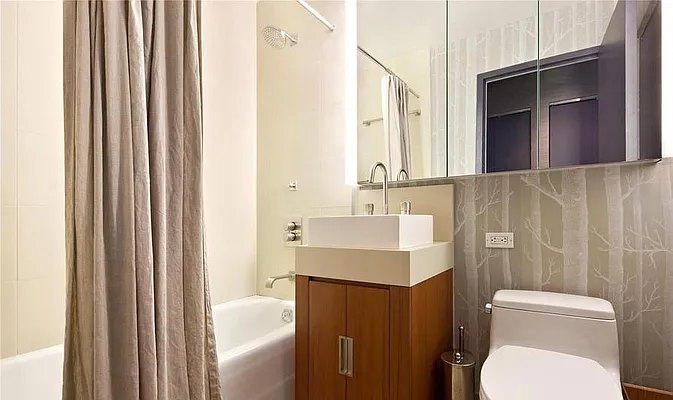 Rented by CMB Realty, LLC | media 32