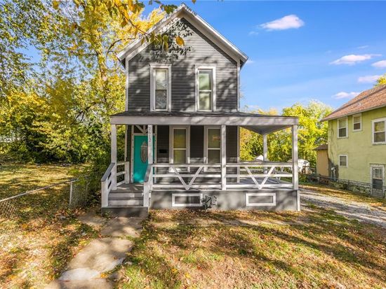 2612 E 10th St, Kansas City, MO 64127