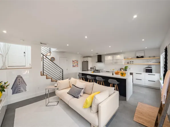 258 Sentry Maple Pl, Spring, TX 77382