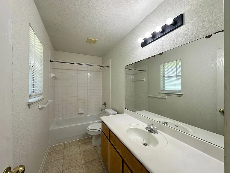 2207 Indian Trl — Photo 23