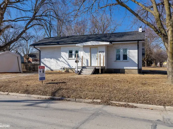200 S Cedar St, Jefferson, IA 50129