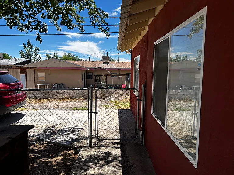 1030 Joy Ln — Photo 28