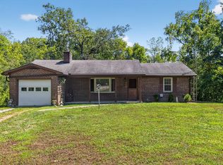 398 Pine Ridge Rd, Winchester, KY 40391