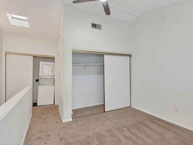 1901 N Fitzhugh Ave #19 — Photo 16