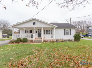 23651 W River Rd, Grand Rapids, OH 43522