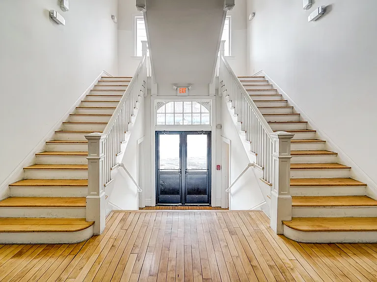 141 E Wythe St — Photo 20