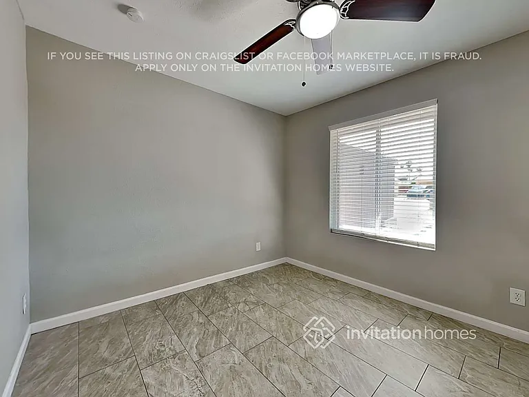 4143 N 74th Dr — Photo 12