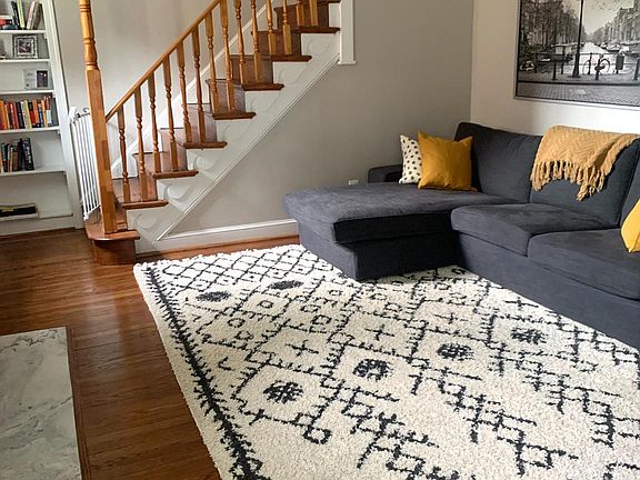 4th image of 6014 Washington Blvd