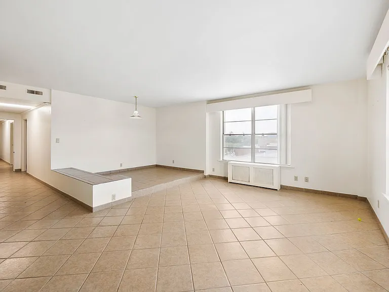 310 N Michigan St #402 — Photo 14