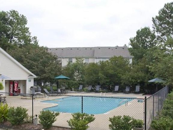 3rd image of 209 Schultz St #209