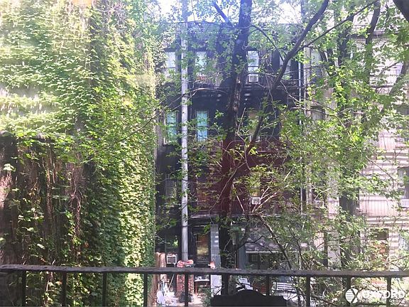 3rd image of 317 E 75th St APT 8