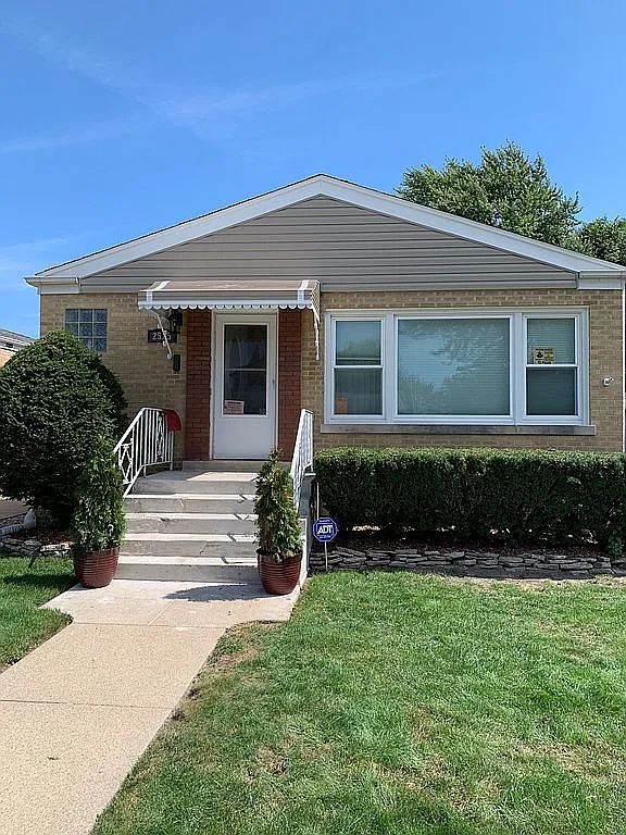 2525 Haymond St photo 1