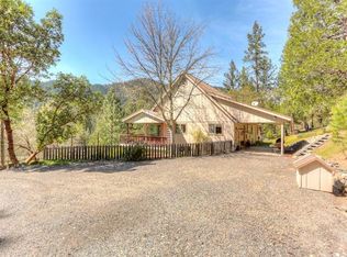 10467 Upper Applegate Rd, Jacksonville, OR 97530