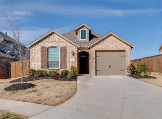 1013 Friesian Ln, Aubrey, TX 76227