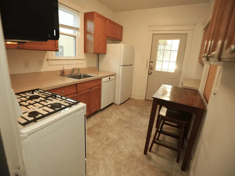 905 Sybil St #905SYB — Photo 4