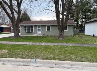 404 Mallard Rd, Winnebago, IL 61088