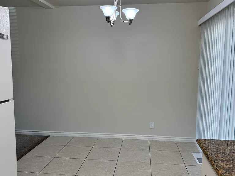 1096 Topaz Ave #1 — Photo 9