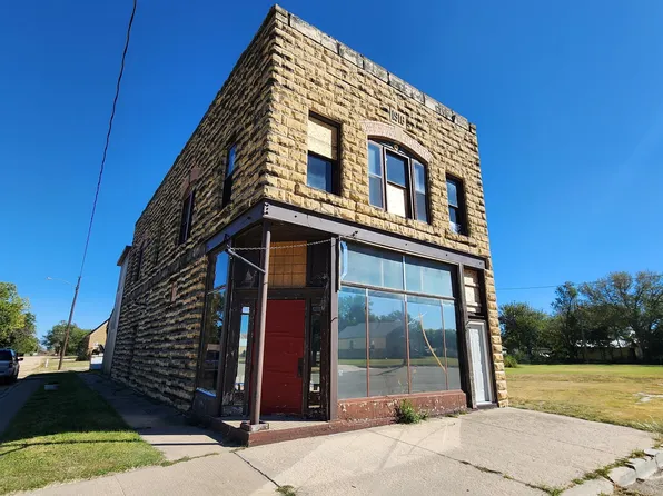 603 N Elm St, Bunker Hill, KS 67626