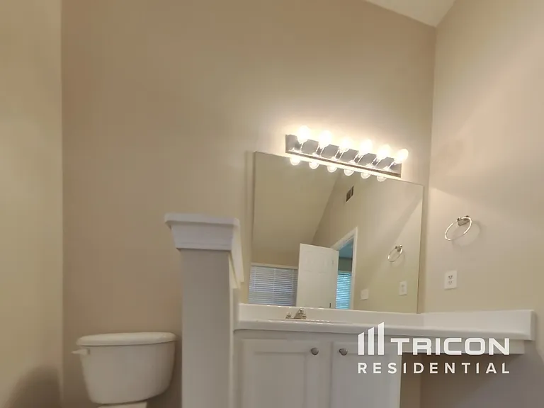 2640 Thunder Basin Way — Photo 8