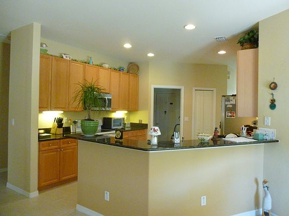 4th image of 23400 Olde Meadowbrook Cir