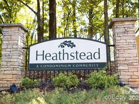 3021 Heathstead Pl