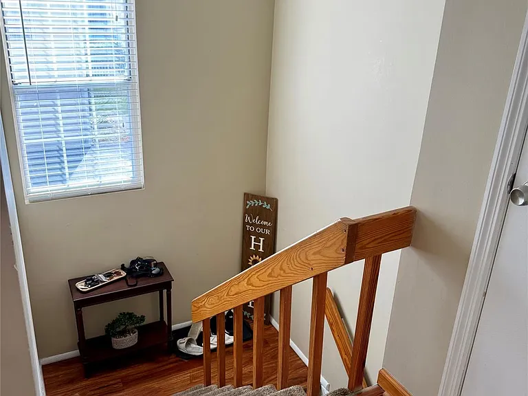4013 Whispering Hls — Photo 2