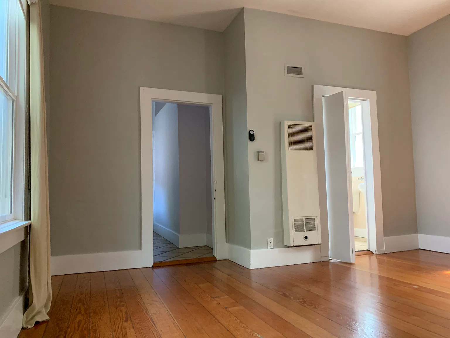 1 bed, 800 sqft, $3,500 — Photo 2