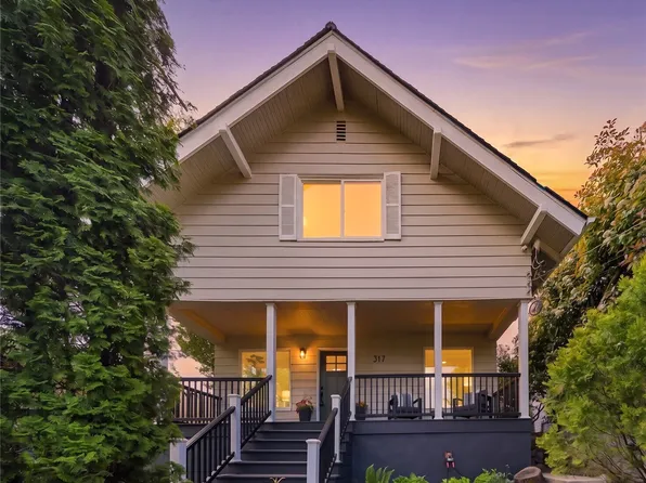317 NE 58th Street, Seattle, WA 98105