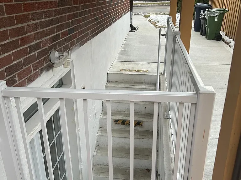 5294 Lawrence Ave E #LOWER LEVEL — Photo 13