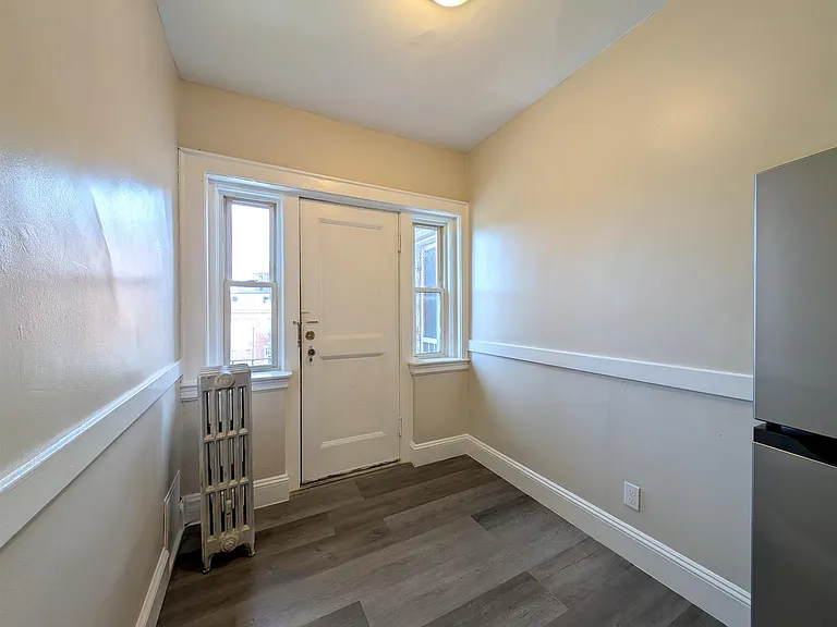 4 Cogswell Ave #33 — Photo 3