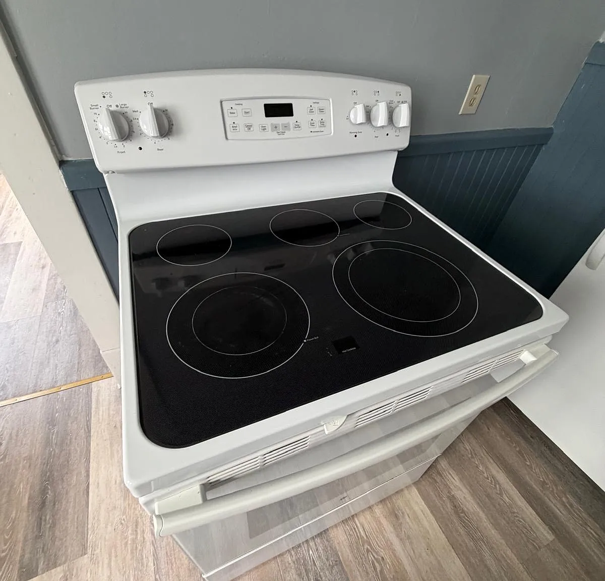 2 bed, 1108 sqft, $1,200 — Photo 3