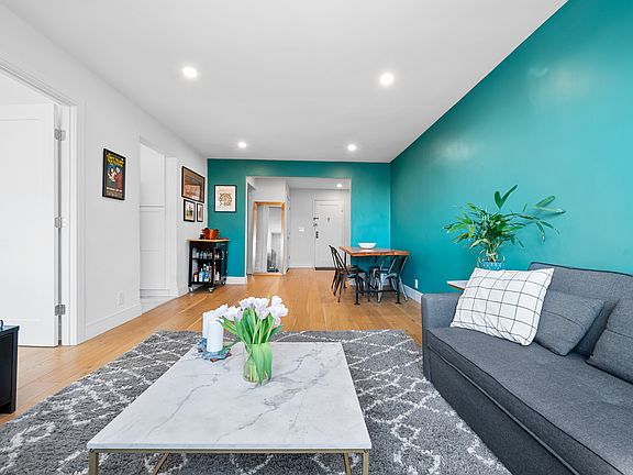 4th image of 1840 E 13th St APT 4W