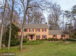 10208 Old Hunt Rd, Vienna, VA 22181