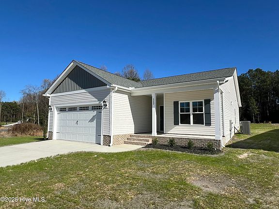 3rd image of 112 Sagewood Drive