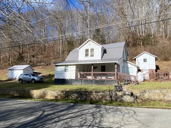 962 Allison Gap Rd, Saltville, VA 24370