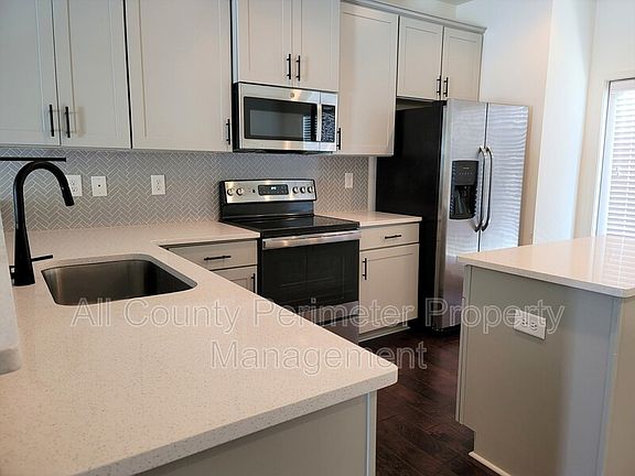 3rd image of 868 Ambient Way SW