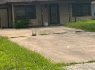 1201 San Felipe St, Angleton, TX 77515