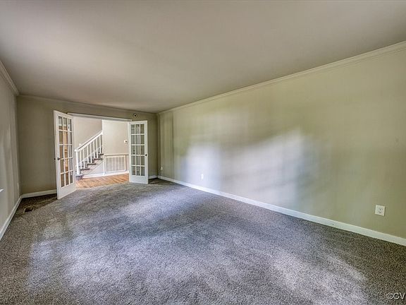 5th image of 116 Northfield Ln