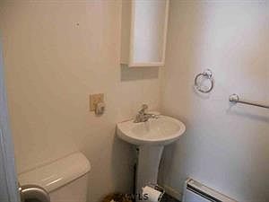 5th image of 18 Pine St