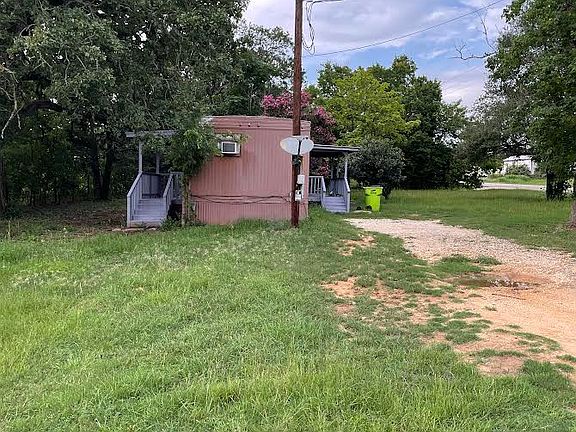 3rd image of 206 Zimmerman Ave
