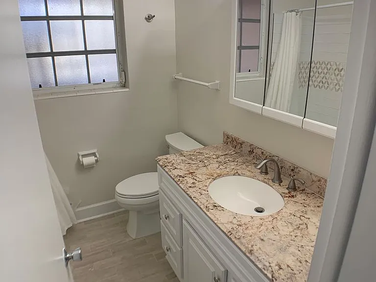 1211 Campo Sano Ave — Photo 5