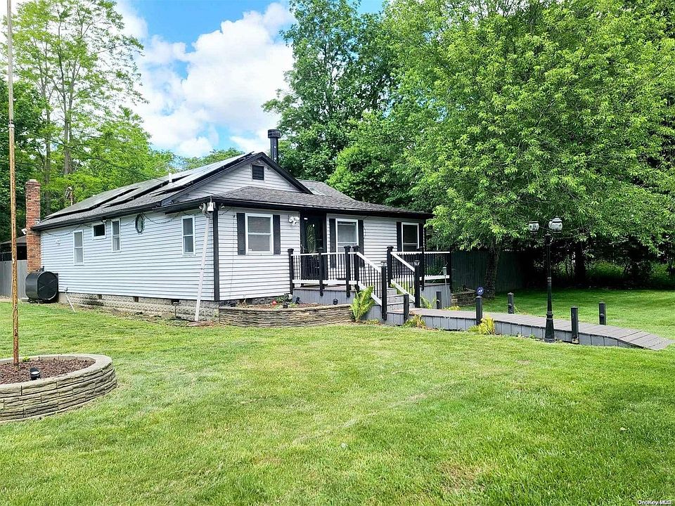 1st image of 84 Huguenot Drive