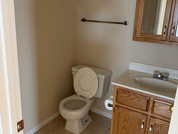 5th image of 403 Charles Clayborne Ct Unit A