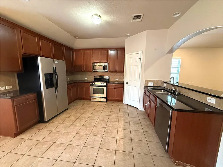 11205 McKinney Springs Dr — Photo 21