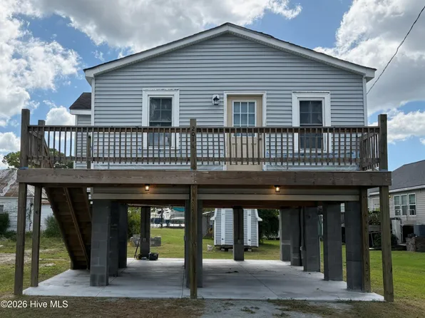 201 Line St, Bridgeton, NC 28519